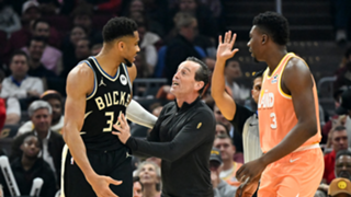 'Didn't look great' – Bucks coach Rivers concerned about Antetokounmpo injury