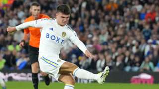 Leeds beaten on penalties as Salford reach Carabao Cup third round