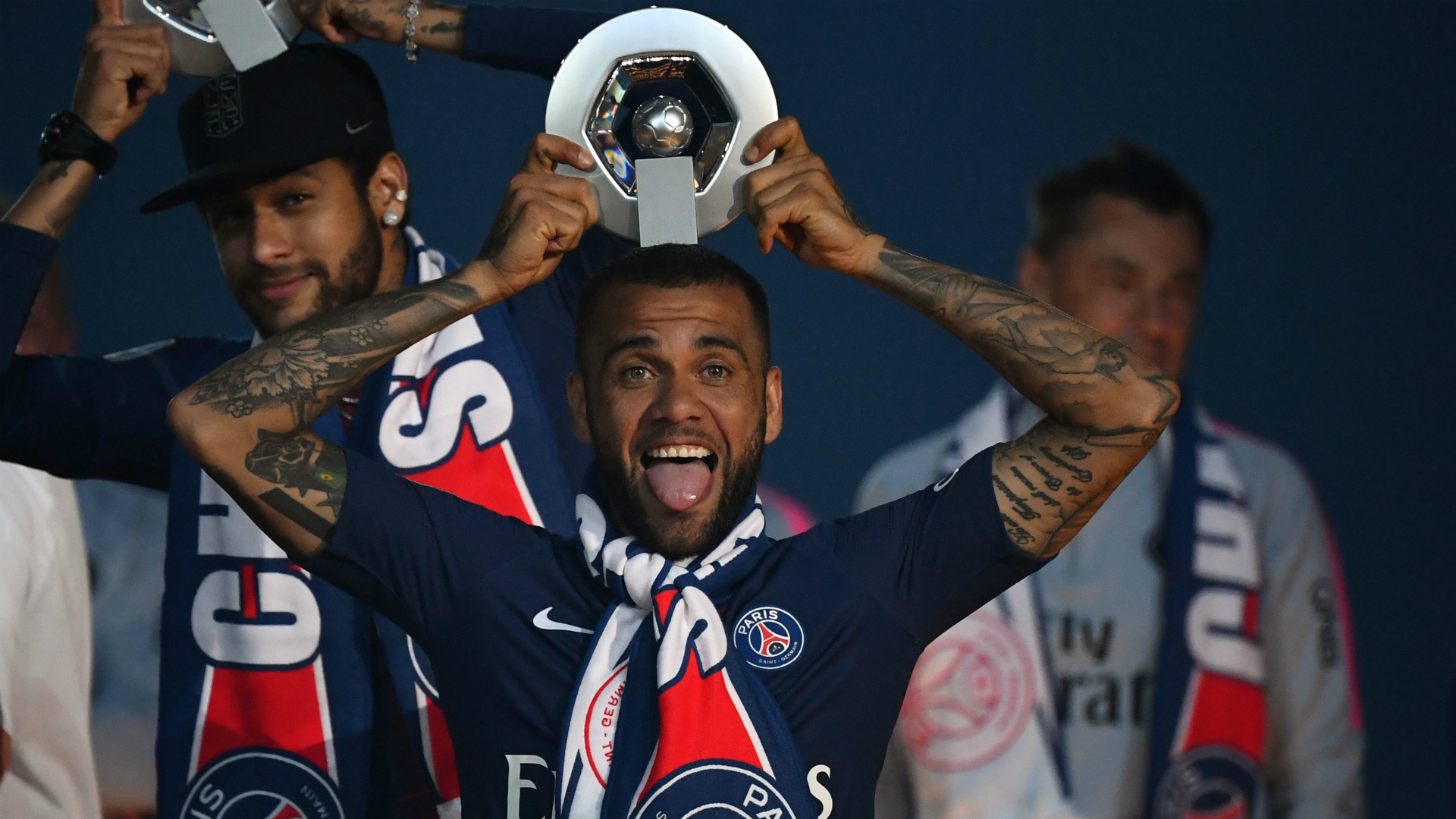 Dani Alves Confirms Psg Departure