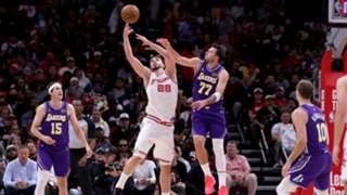 NBA: Doncic scores 40 in near triple-double to keep Lakers streaking