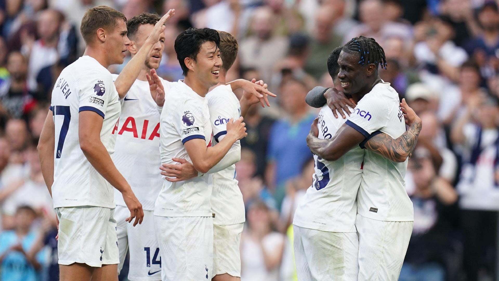 Spurs see off Manchester United to give Ange Postecoglou a winning start at home