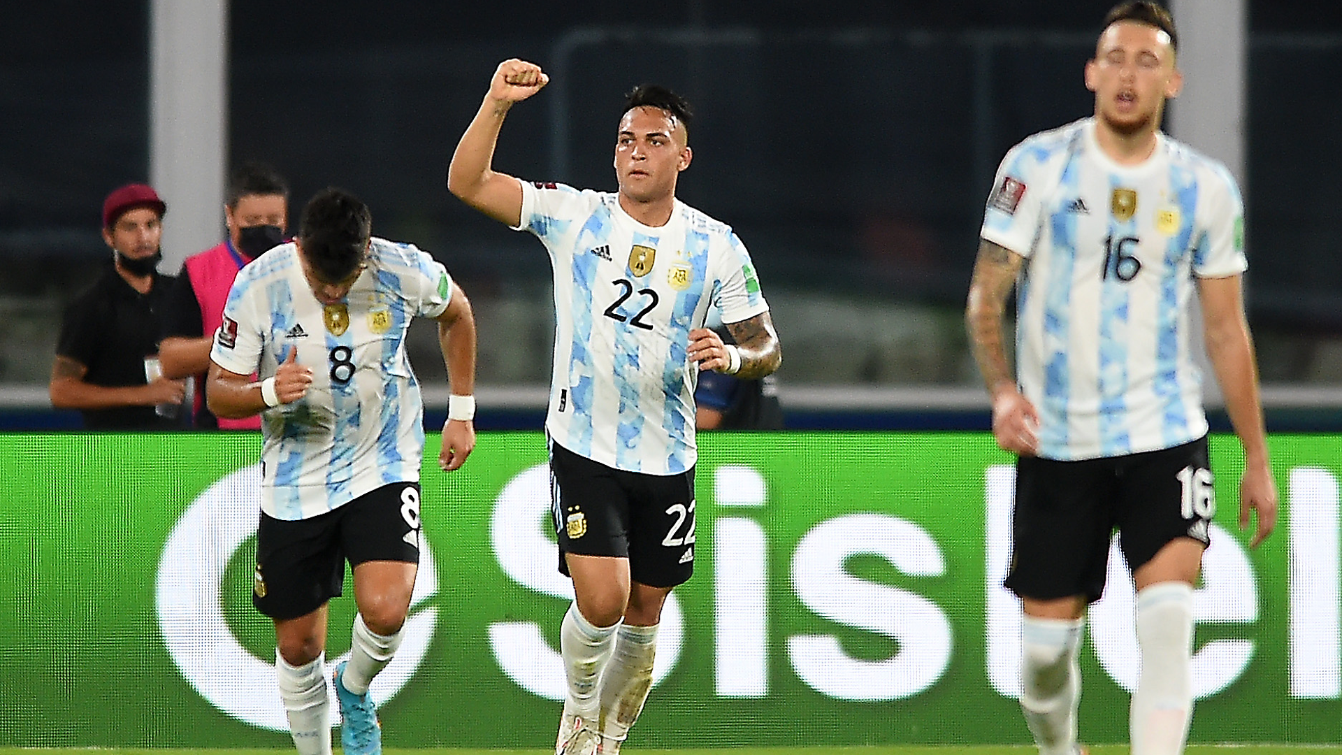 Lautaro Martinez of Argentina celebrates after scoring the first goal of his team during a match between Argentina and Colombia