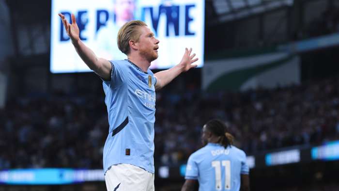 De Bruyne says Man City team-mates want him to stay