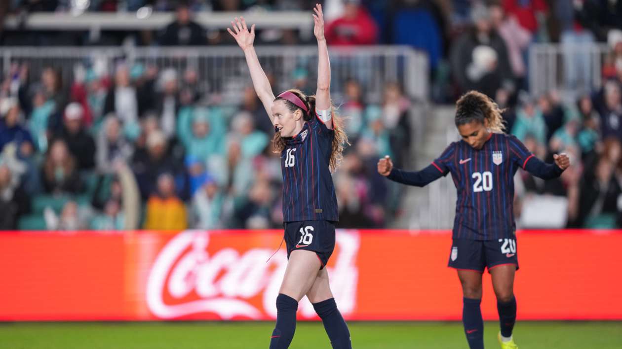 Hayes says Lavelle one of the best she has coached after USWNT thrash New Zealand