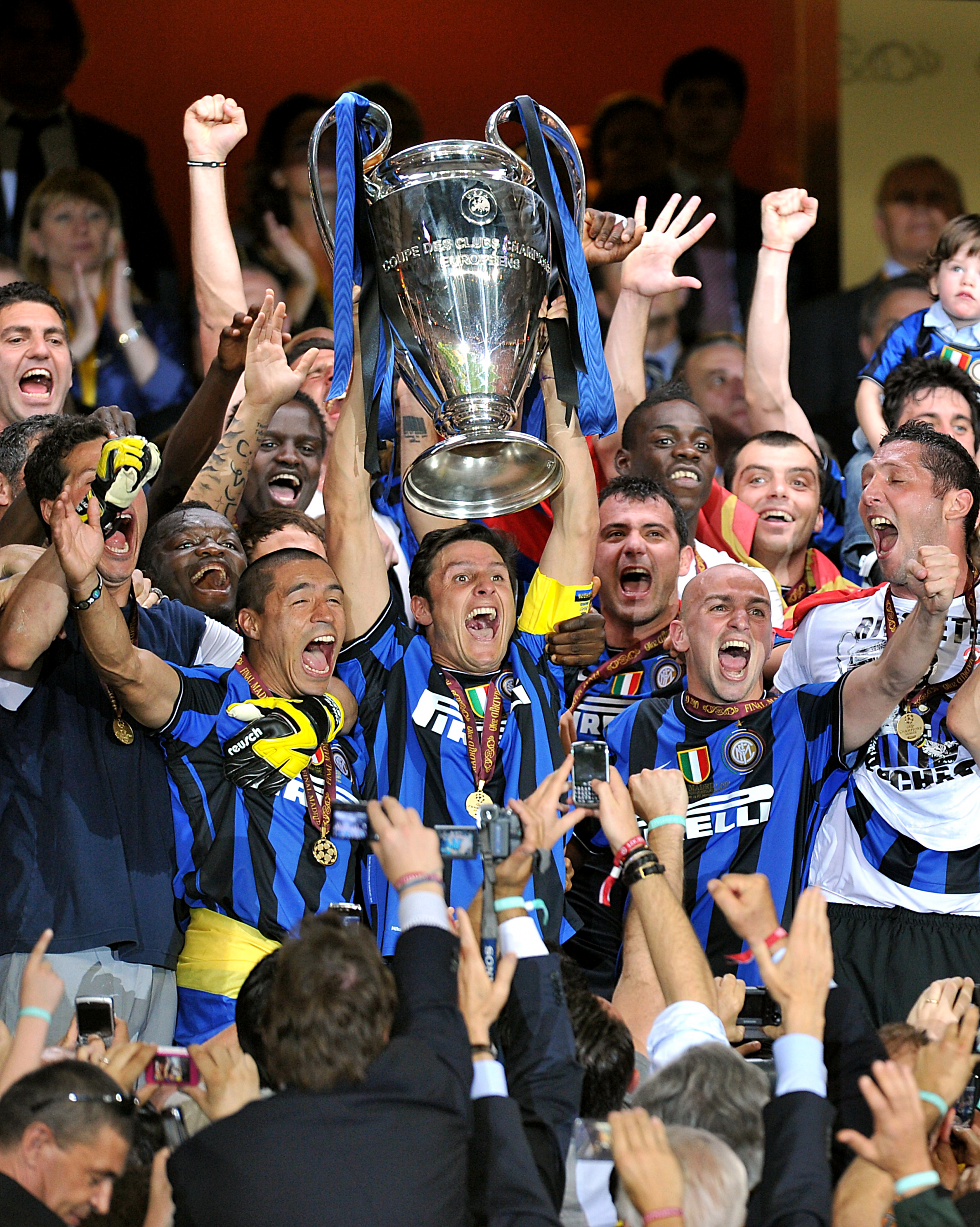 Inter Milan lift the Champions League trophy in 2010