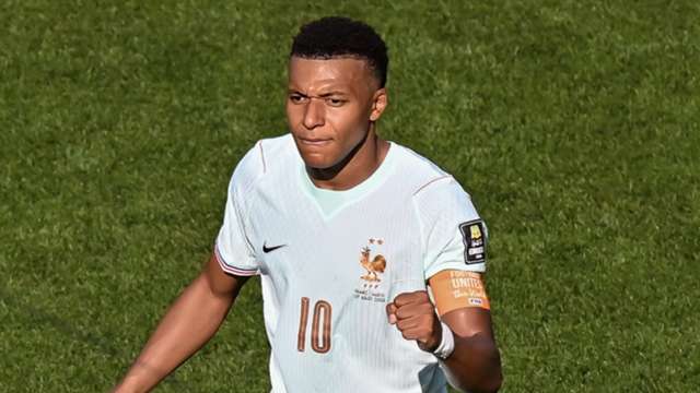 Eto'o asegura que Mbappé no está suficientemente valorado en Francia