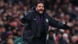 Neville: 'Complacent' Man Utd players undermining trust in Amorim