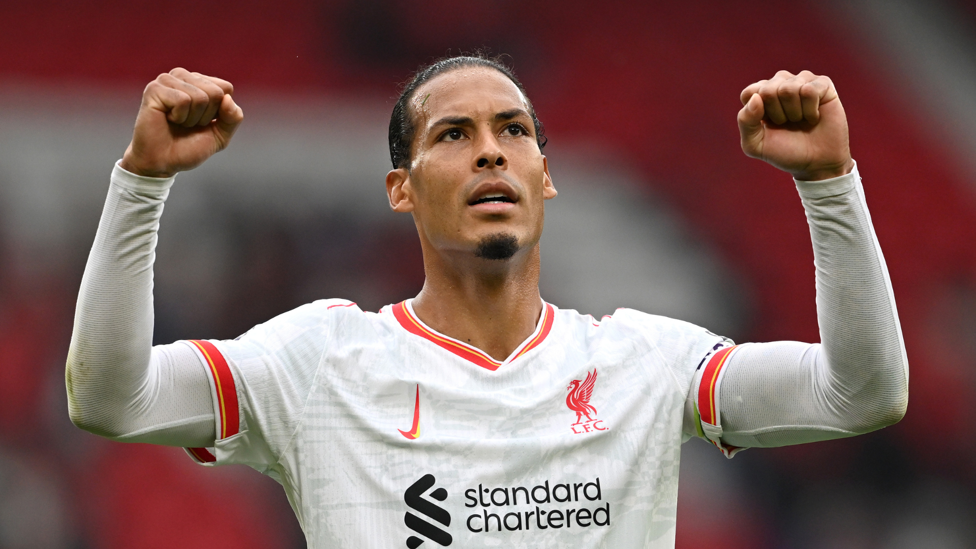 Van Dijk focused on 'achieving greatness' in Slot's debut season