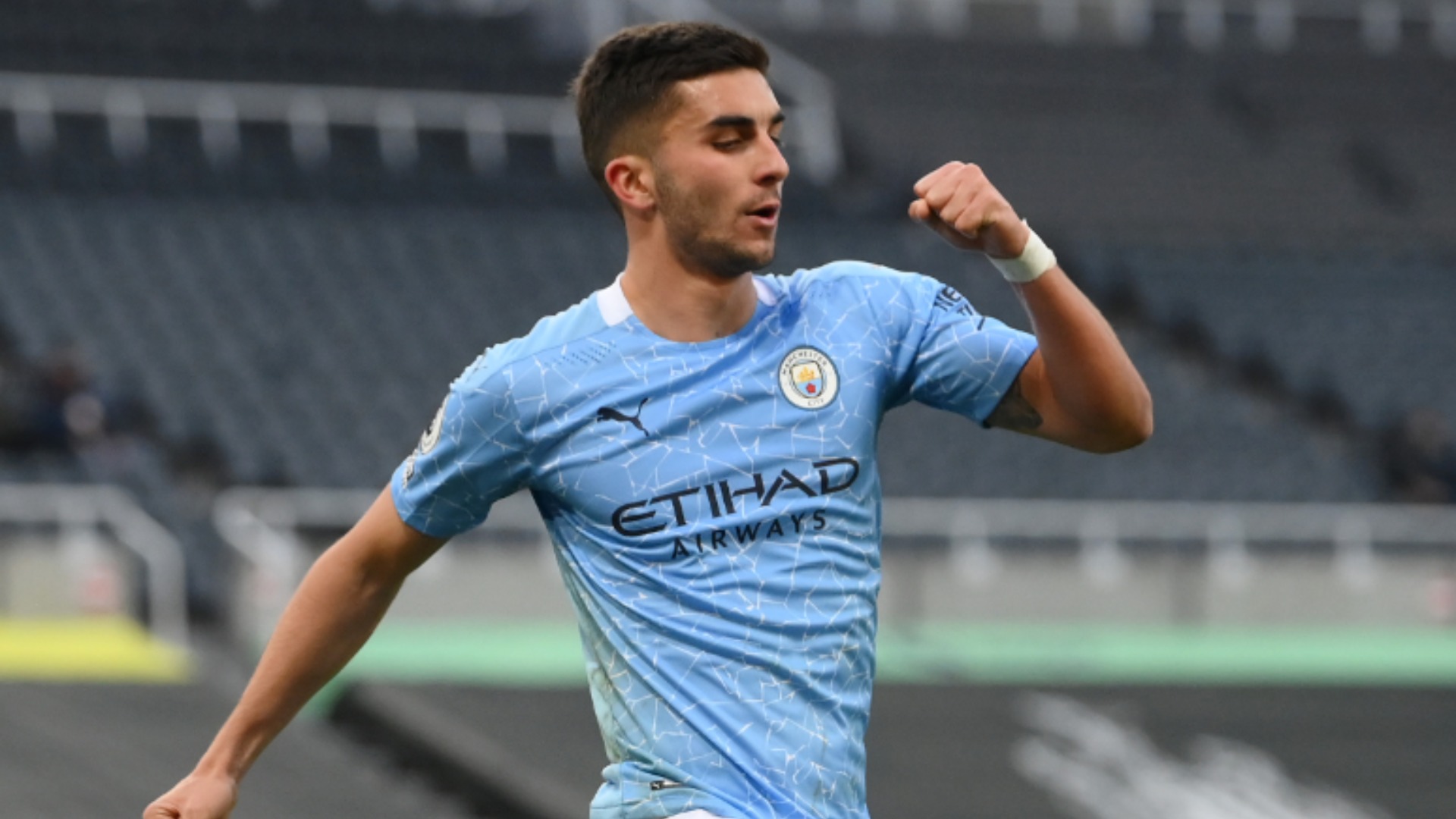 Guardiola lauds 'exceptional' Torres after first Man City hat-trick