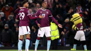 Burnley 2-2 Manchester United: Anthony denies Fletcher first win as interim boss