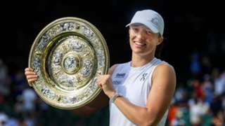 Swiatek 'didn't want to give any points for free' in historic Wimbledon final