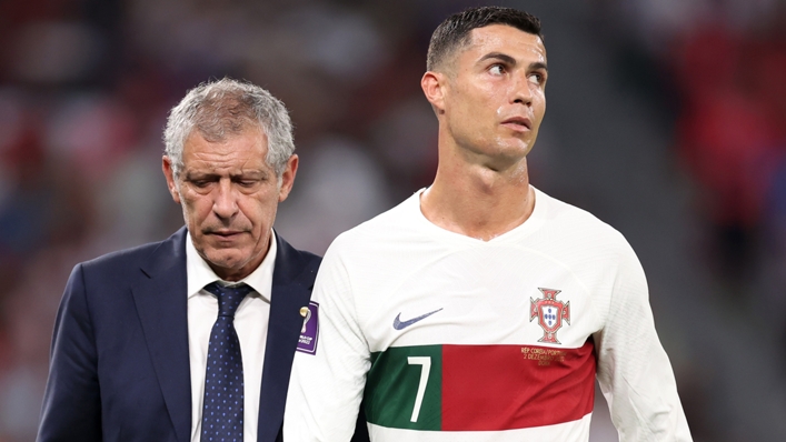 Fernando Santos (L) has stepped down as coach of Portugal, days after dropping Cristiano Ronaldo (R) at the World Cup