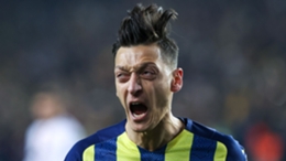 Mesut Ozil remains out in the cold at Fenerbahce