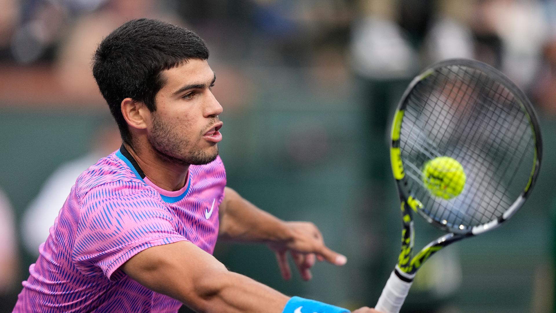 Carlos Alcaraz ends Jannik Sinner’s winning run to reach Indian Wells final