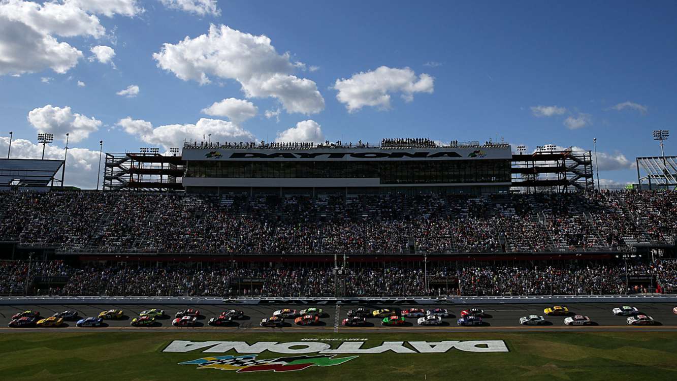 Motorsport | Joey Logano wins the 57th annual Daytona 500 | SPORTAL