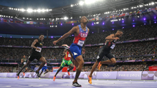 Hall edges Hudson-Smith to gold in thrilling 400m final