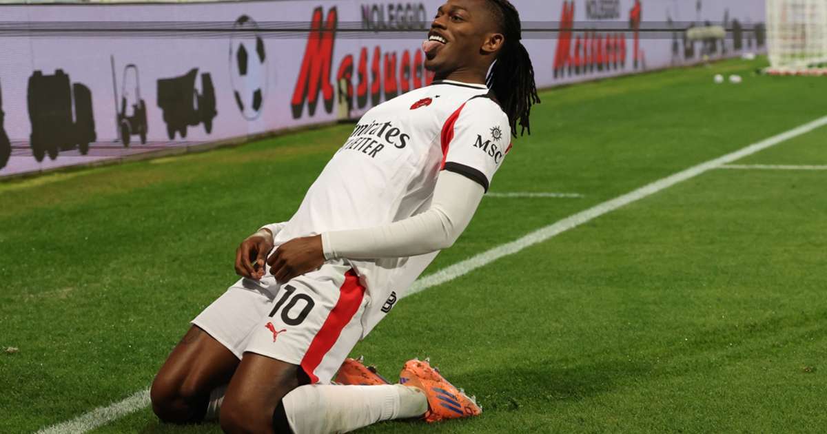 Cagliari 0-1 AC Milan: Leao scores on return to send Allegri’s side top of Serie A