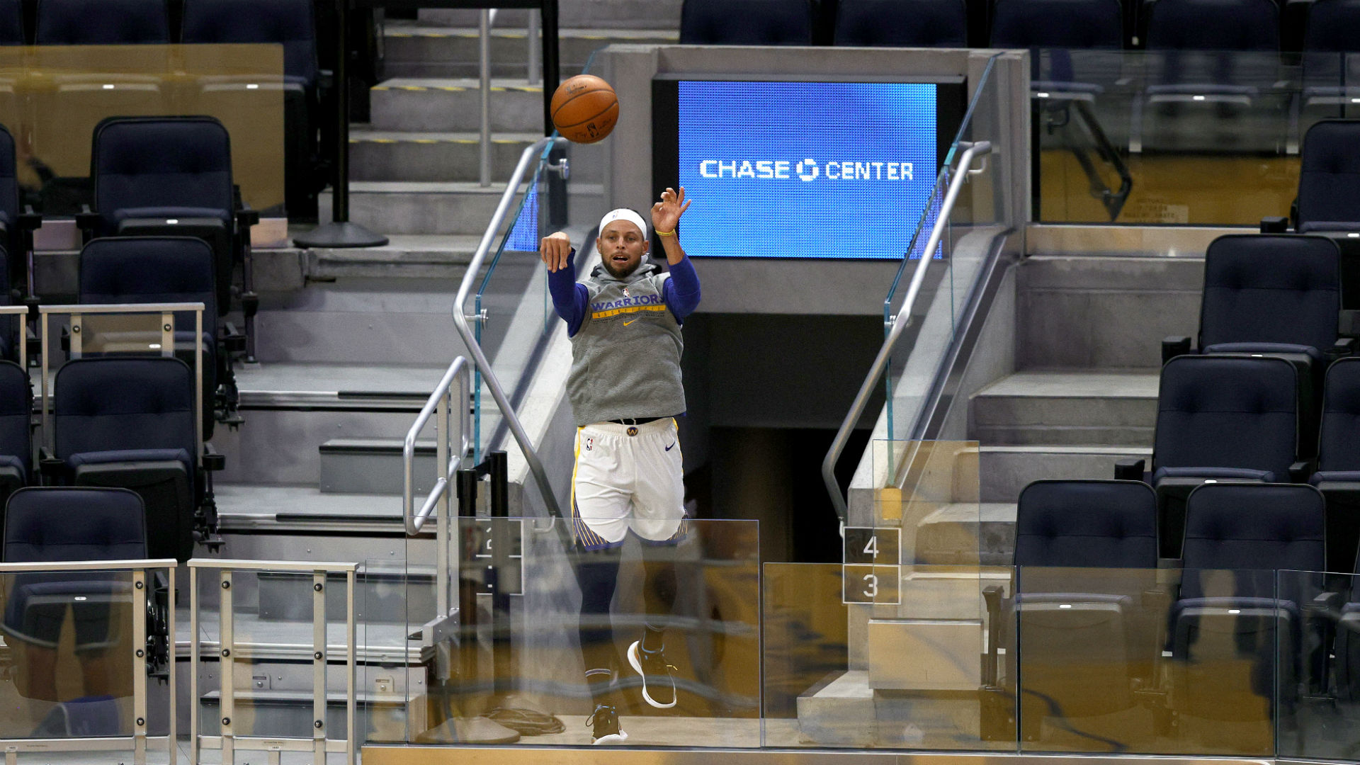 Steph Curry from the stands! - Warriors star shows off his ridiculous range in preseason return