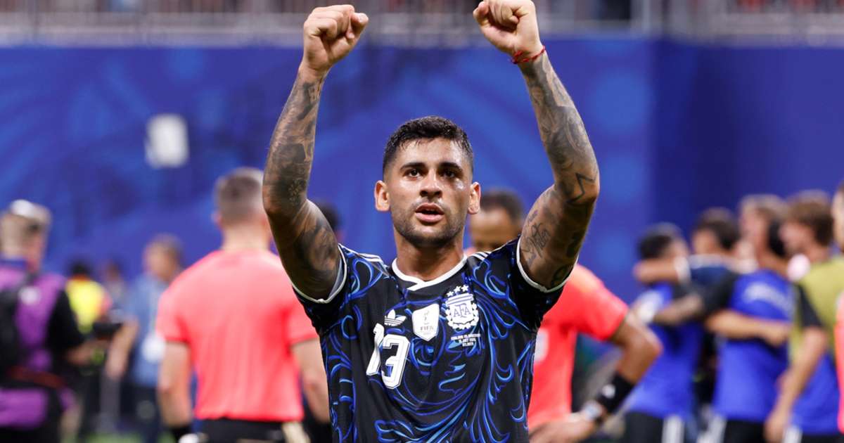 Cristian Romero in Argentina shirt