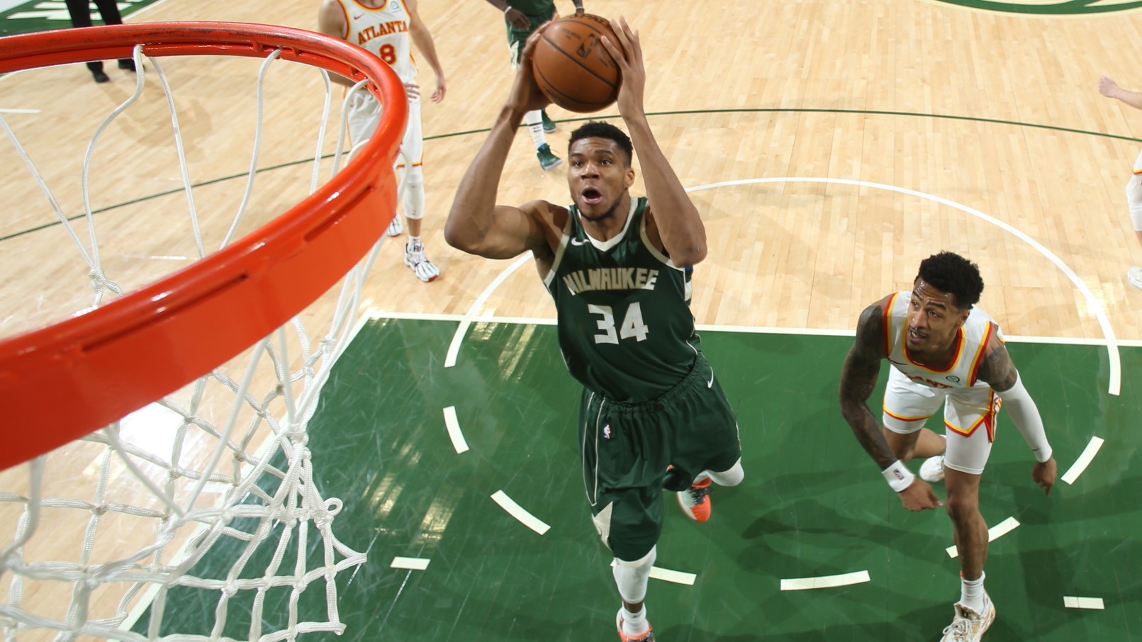 Giannis ignites Bucks, Celtics' Brown in memorable 33-point performance