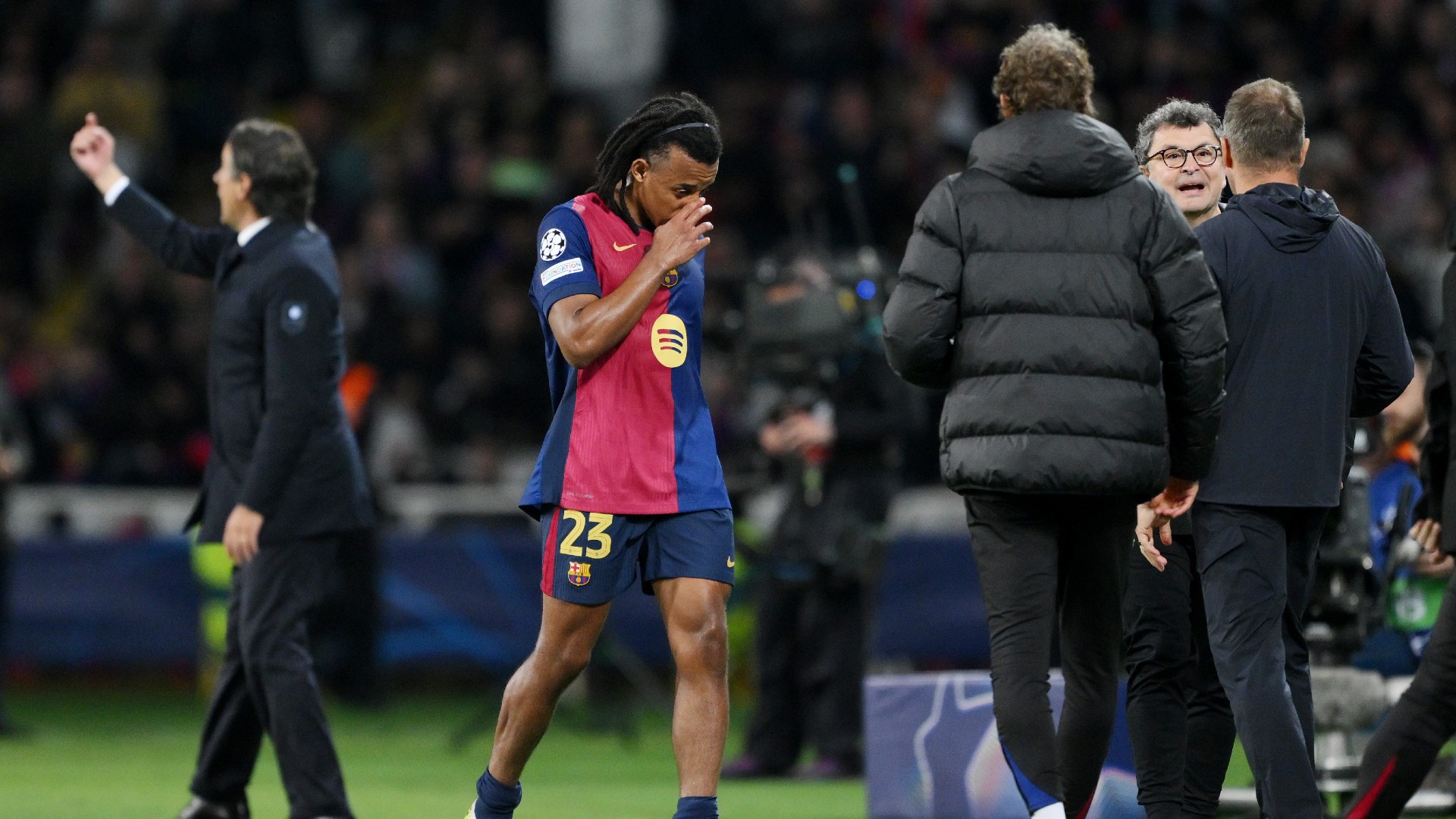 Barcelona suffer Kounde injury blow ahead of Champions League second leg