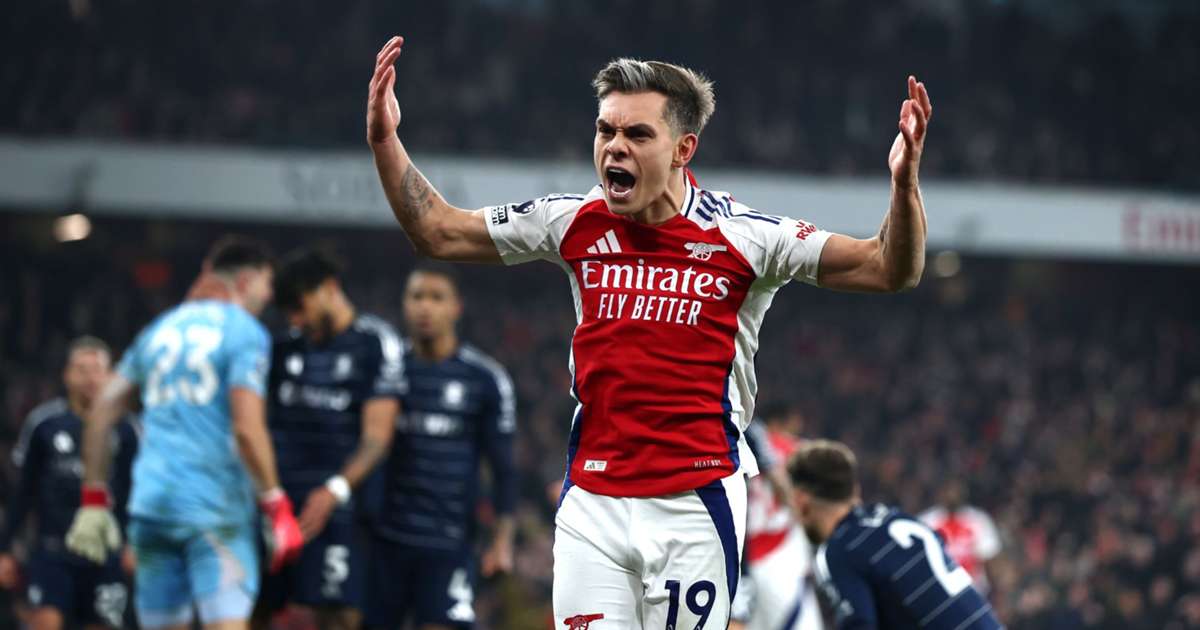 Khám Phá Leandro Trossard Vũ Khí Bí Mật Trong Tay Arteta