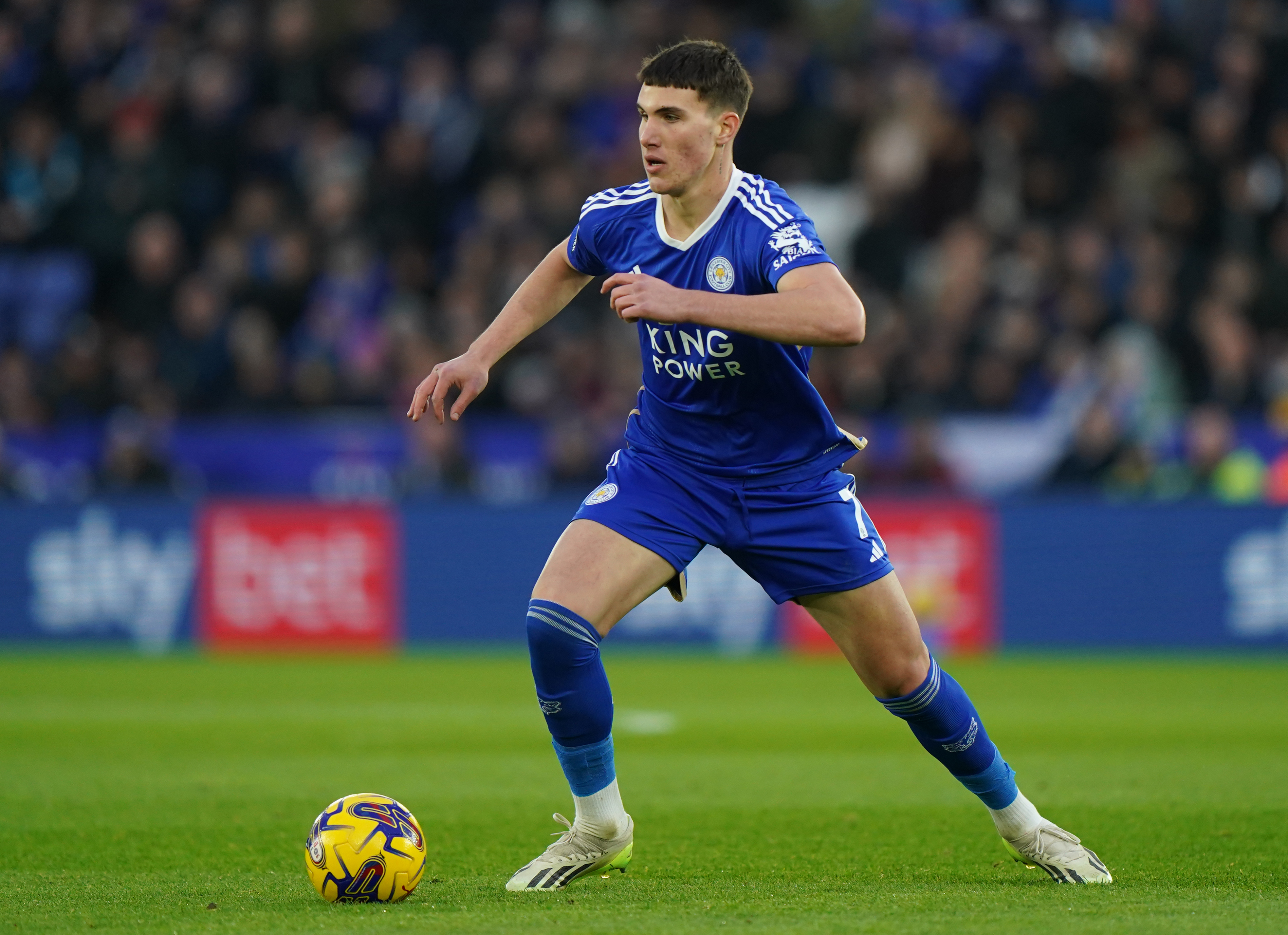 Cesare Casadei in action for Leicester