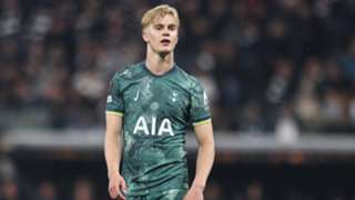 Tottenham tie promising midfielder Bergvall to new six-year contract