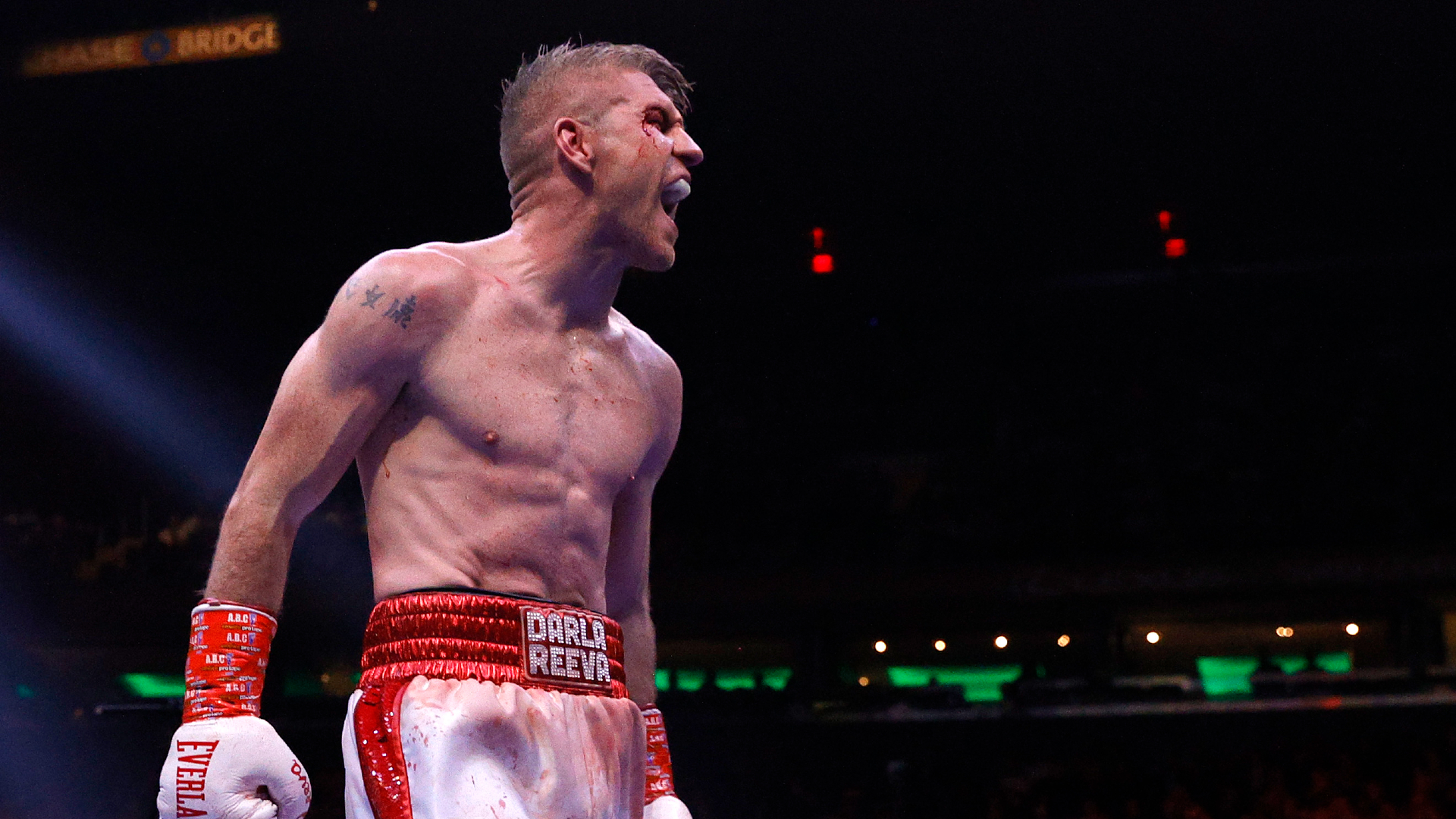 Liam 'Beefy' Smith beat Jessie Vargas at Madison Square Garden