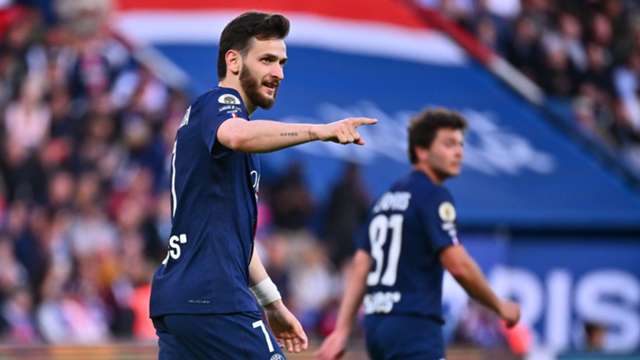 Luis Enrique salutes Kvaratskhelia's 'high level' and character after brace against Nantes