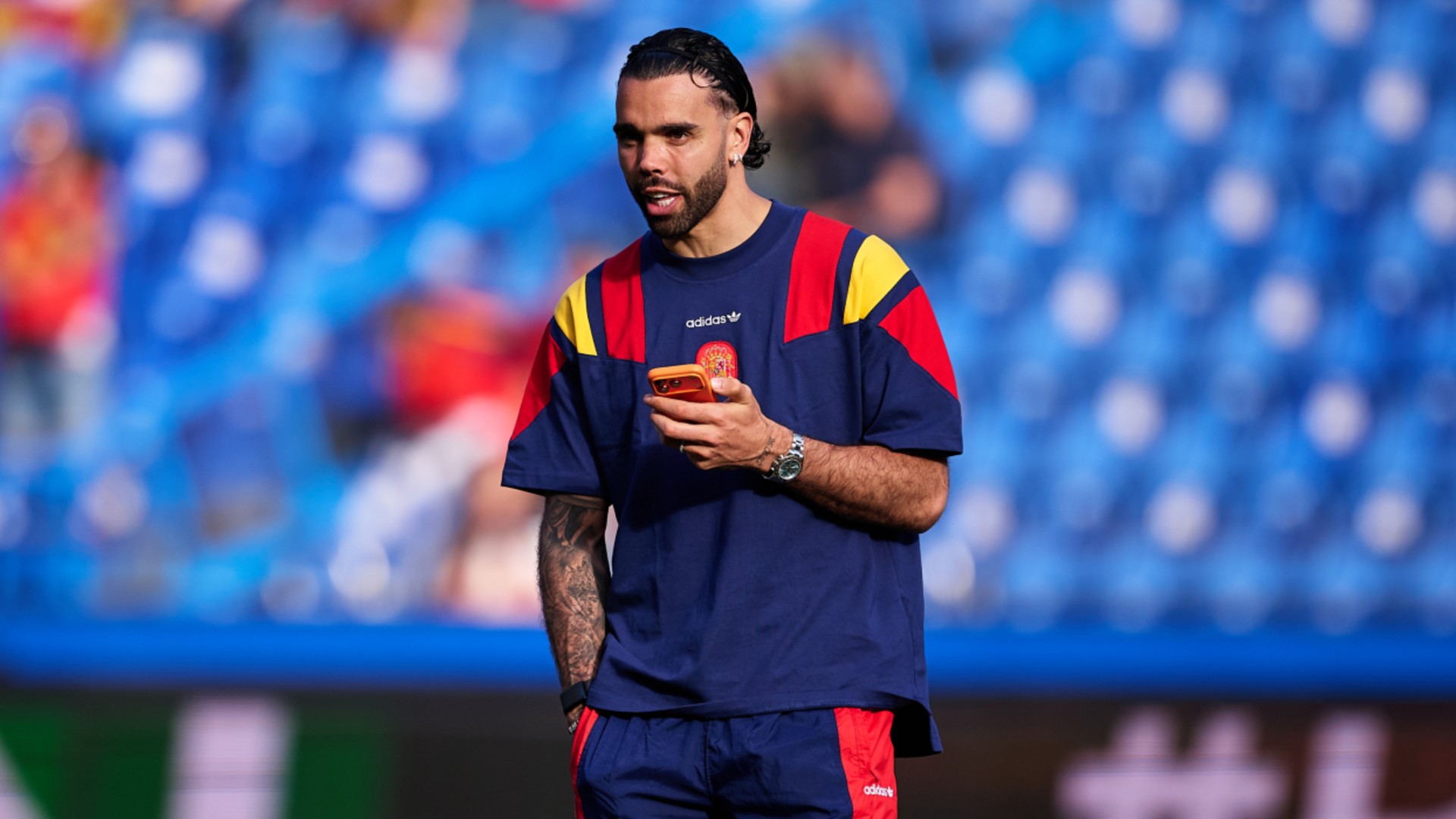 Raya relishing fight for Spain’s number one spot