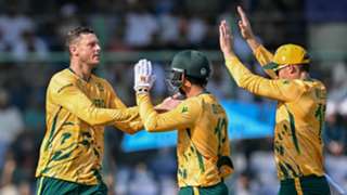 T20 World Cup: South Africa beat Zimbabwe to stay perfect and tee up New Zealand clash