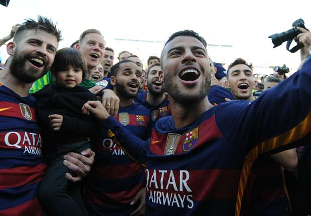 gerard-pique-rafinha-cropped_16sfx9gvtpx11vmdtaeh2e57m.jpg