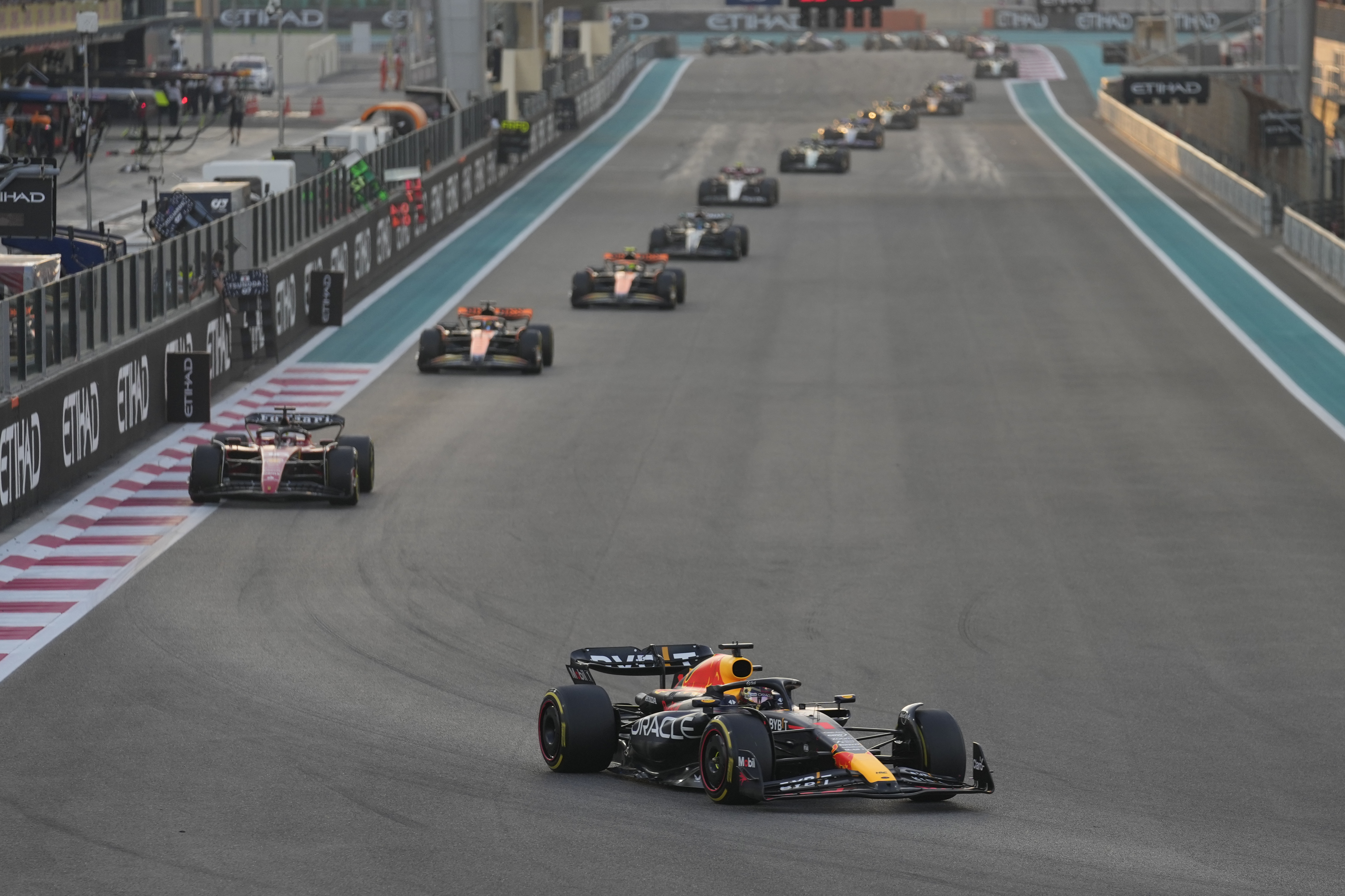 Abu Dhabi F1 GP Auto Racing