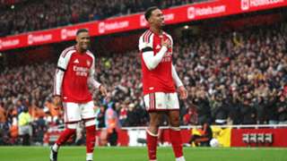 ​Arsenal 2-0 Everton: Konsa and Gabriel goals take champions level with Man City