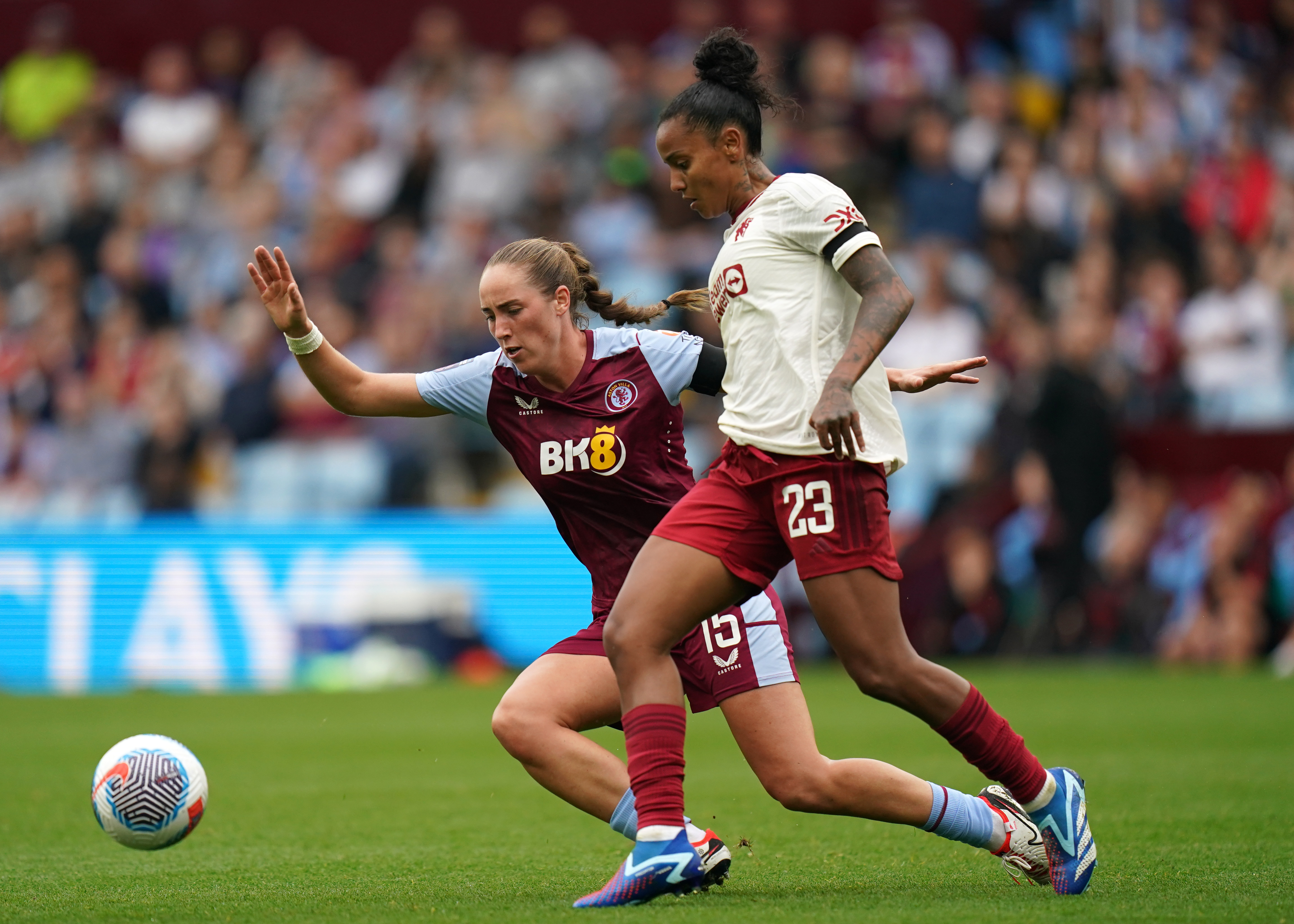 Brazil international Geyse has replaced Russo in United's attack