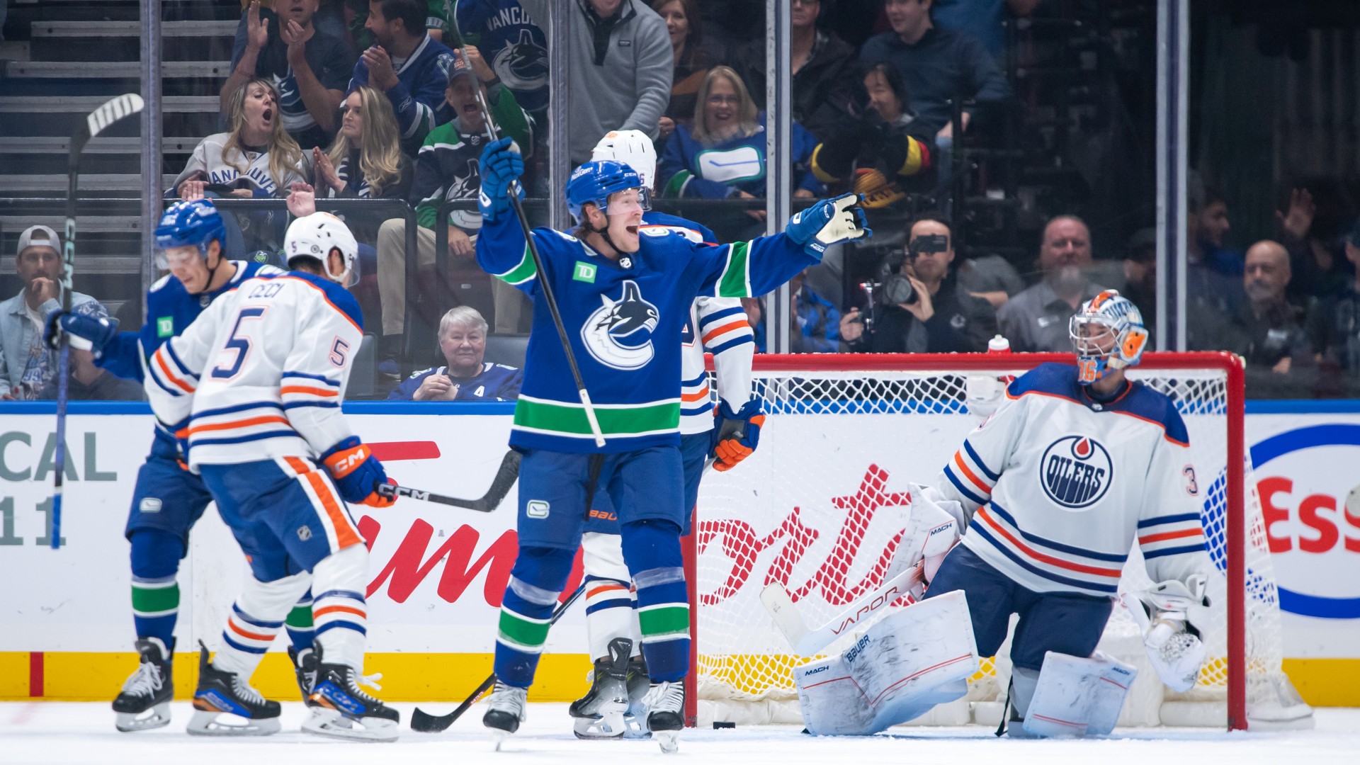 NHL: Brock Boeser scores career-high 4 goals in Canucks' 8-1 rout of Oilers