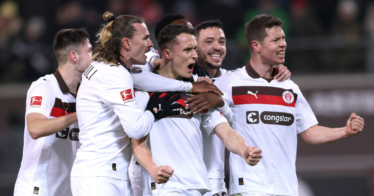 https://images.performgroup.com/di/library/omnisport/cb/b7/martijn-kaars_2otsw80339ex1jzflg9l8ivt4.png?t=98024428&w=1200&h=630