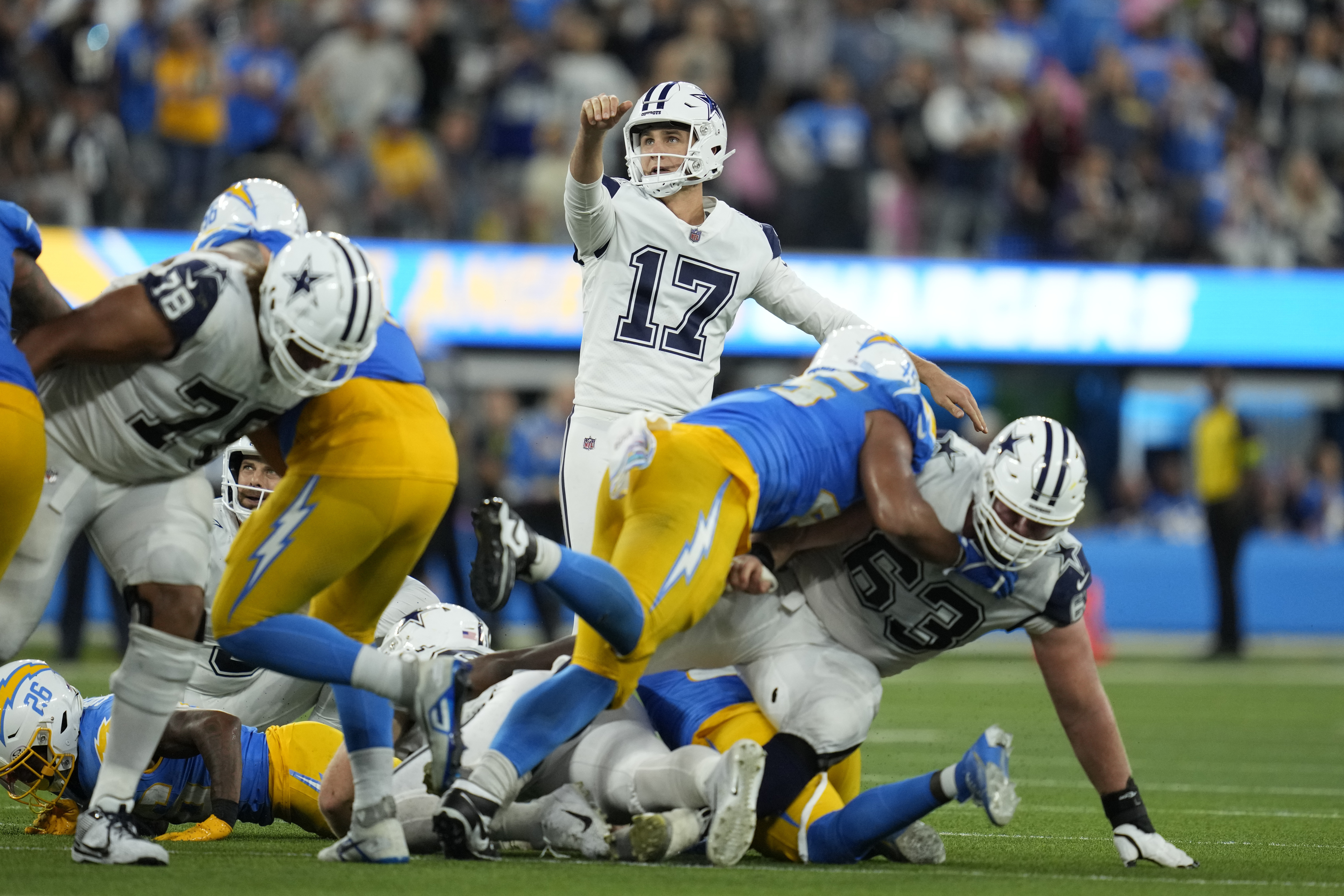 Cowboys Chargers Football