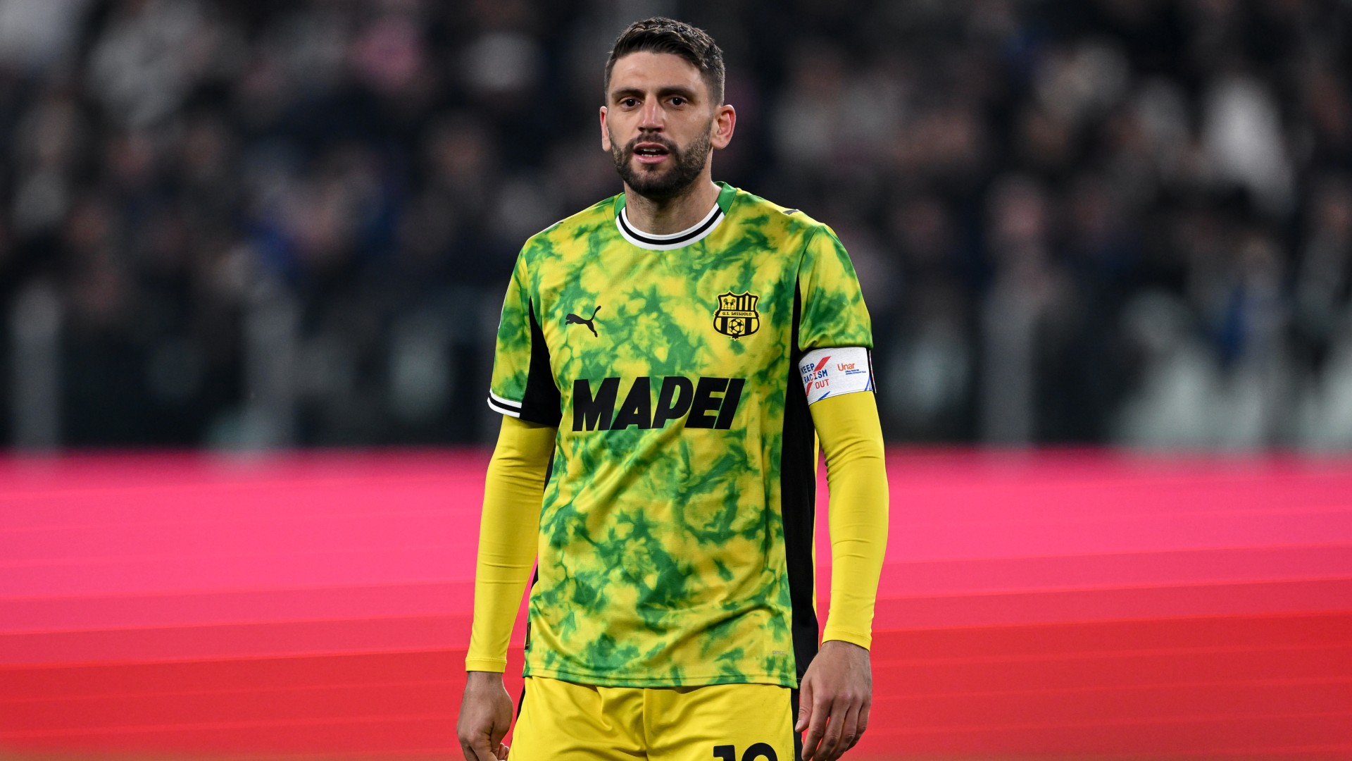 Soccer Aquilani honoured to coach former team-mate Berardi at Sassuolo
