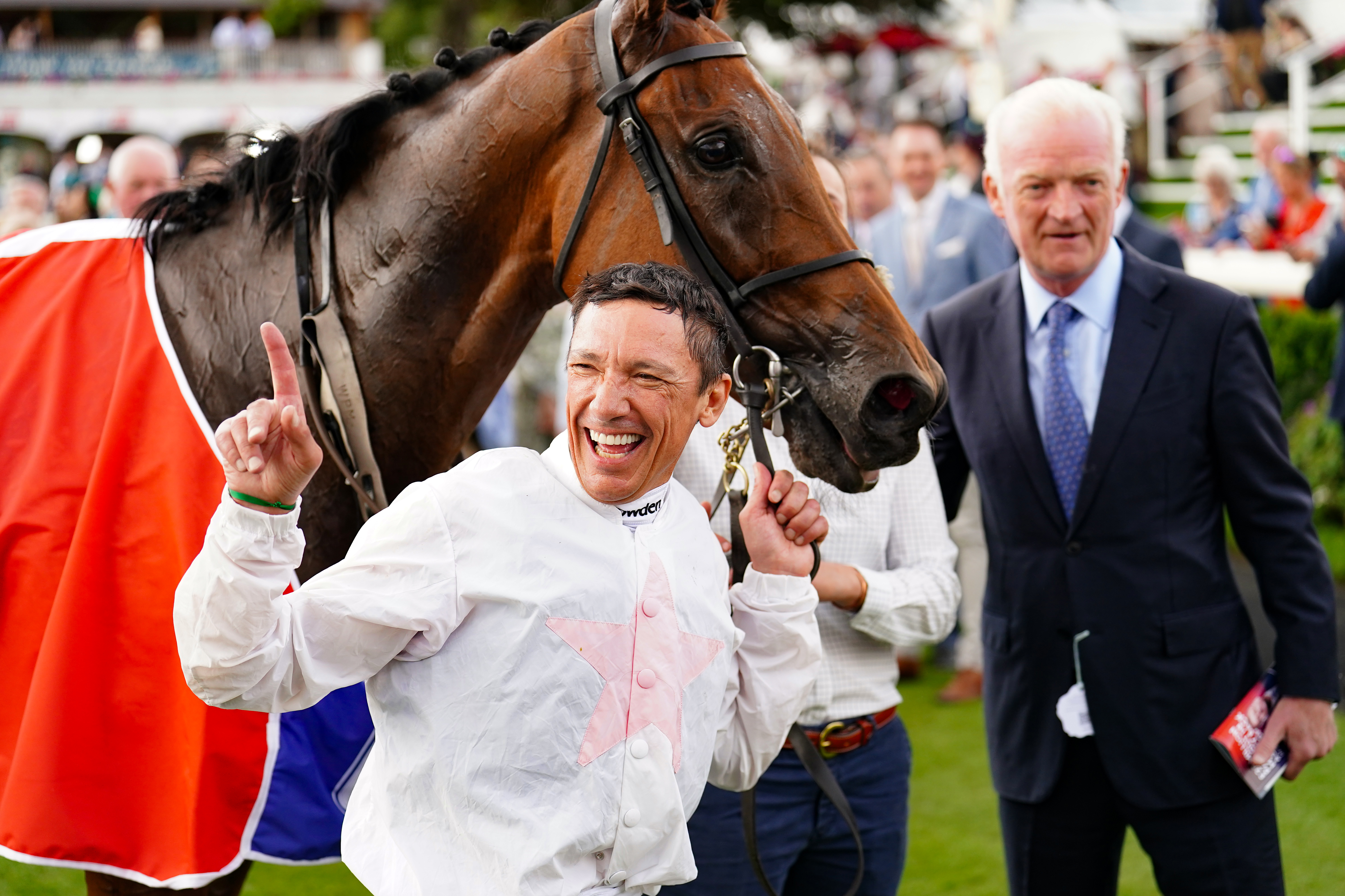 Frankie Dettori and Willie Mullins with Absurde