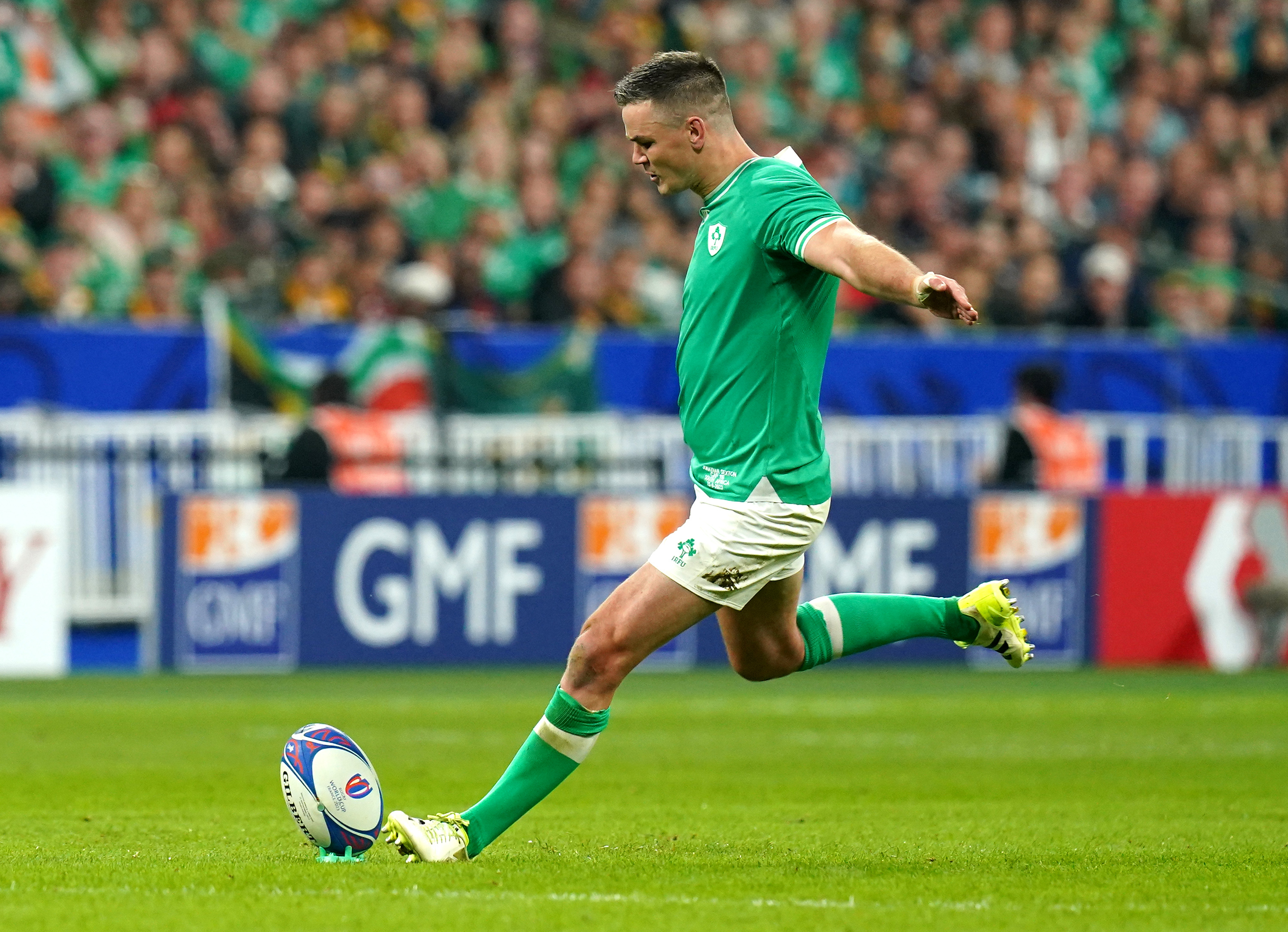 Johnny Sexton slotted a conversion and a penalty at Stade de France