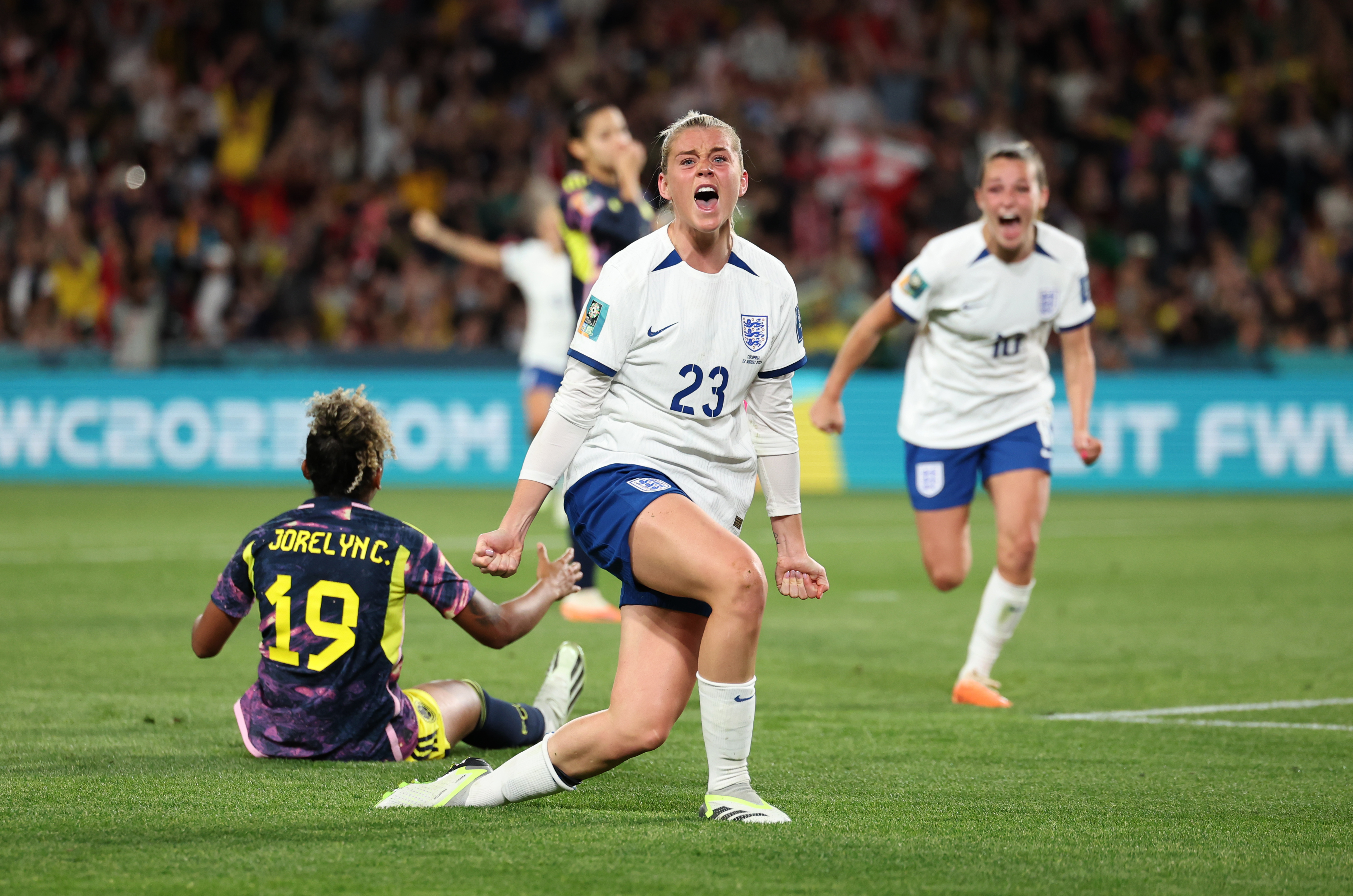 Alessia Russo celebrates the winning goal