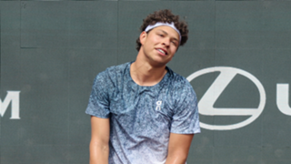 Top seed Shelton stunned by Tirante in Houston quarter-finals