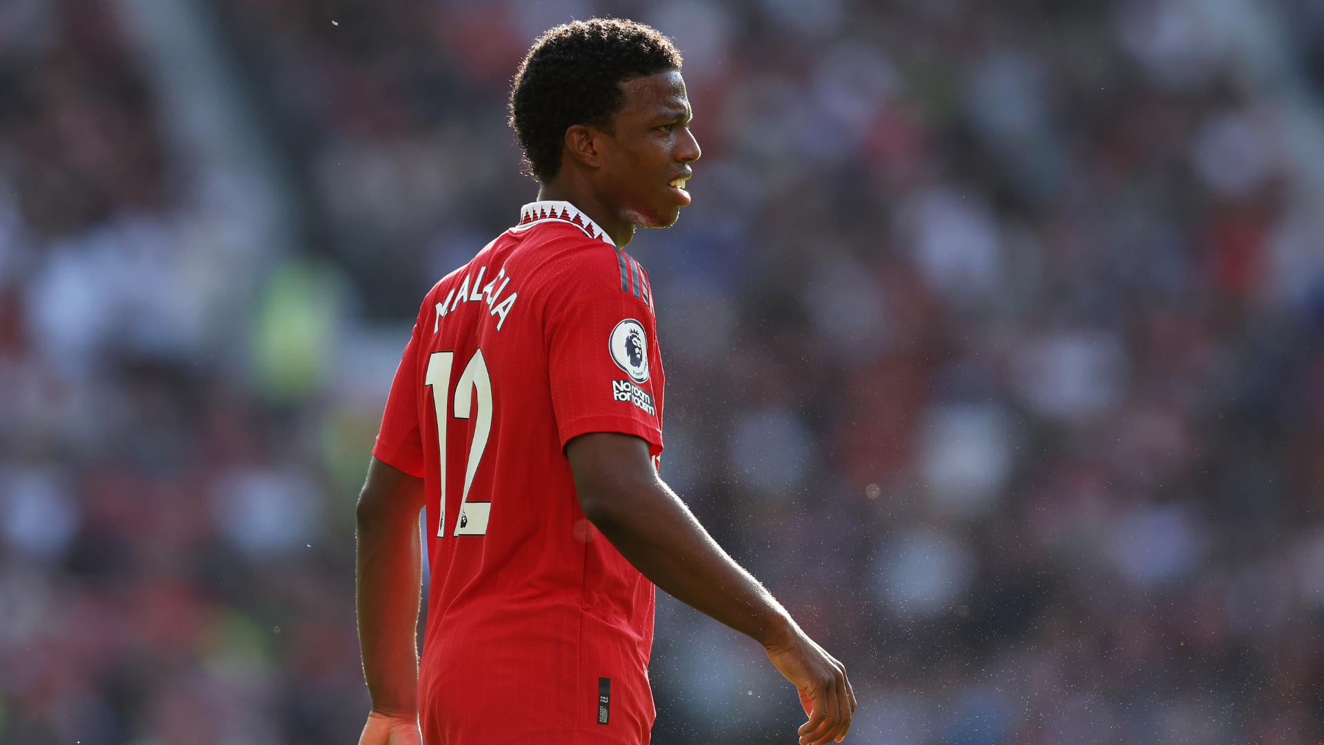 Malacia returns to individual training at Manchester United