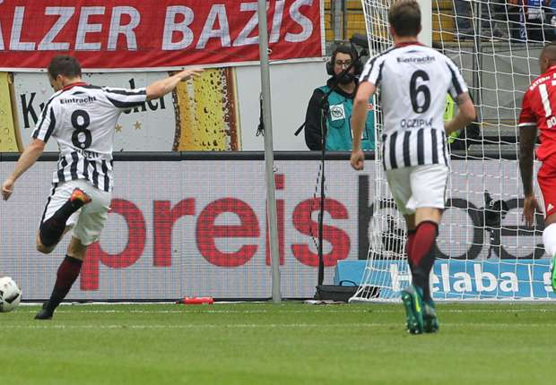 szabolcs-huszti-cropped_1l19w72rvdj3i10p6pk37qggmy.jpg