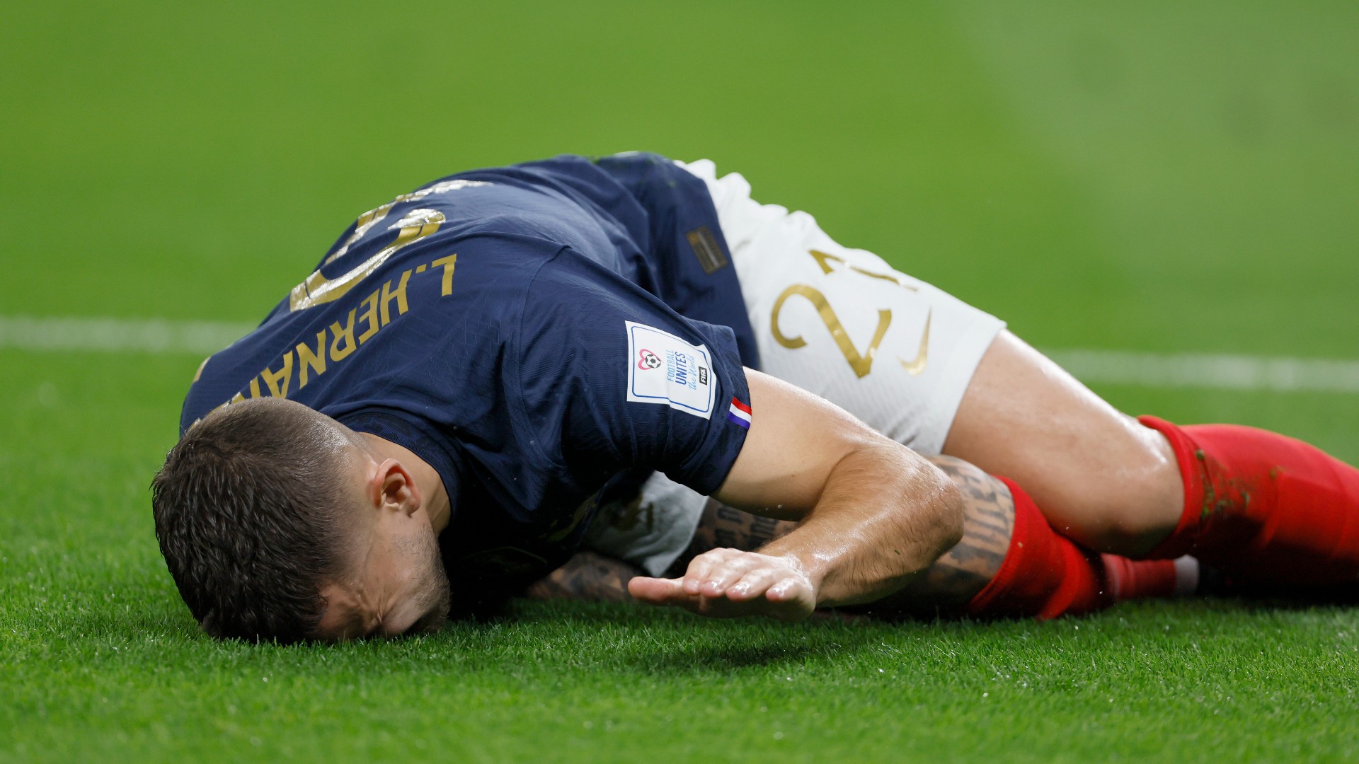 Lloris Mendukung Rekan Satu Timnya Untuk Melangkah