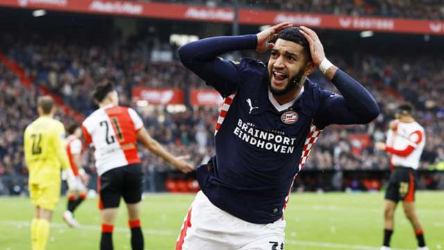 Feyenoord 2-3 PSV: Saibari hat-trick helps visitors cut gap to league leaders