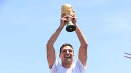 Lionel Scaloni celebrates Argentina's World Cup triumph
