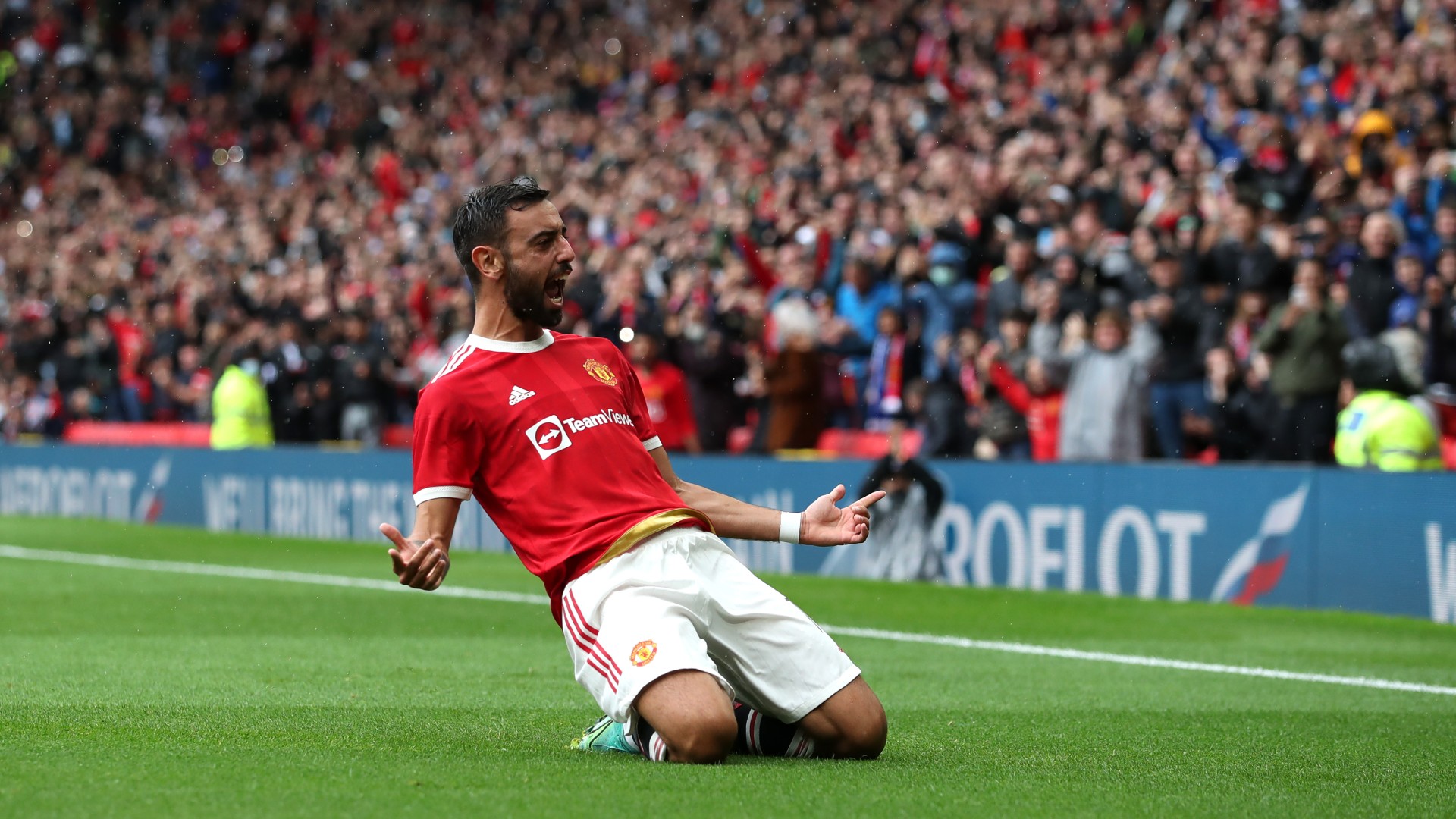 Fernandes reaches 50 Premier League goal involvements for Man Utd